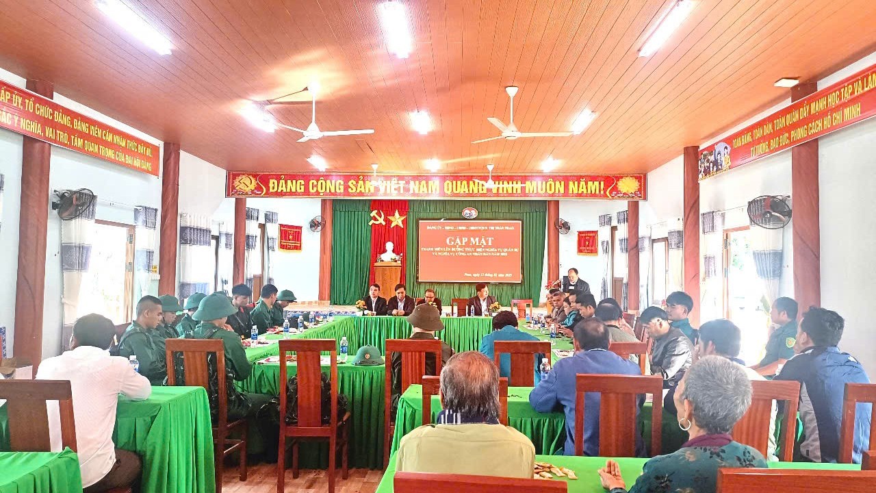 Các địa phương gặp mặt, chia tay và tặng quà 81 thanh niên lên đường nhập ngũ