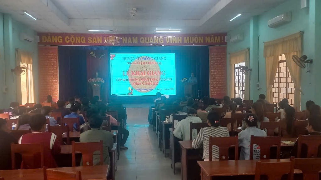 Khai giảng lớp Nhận thức về Đảng khóa V, năm 2025